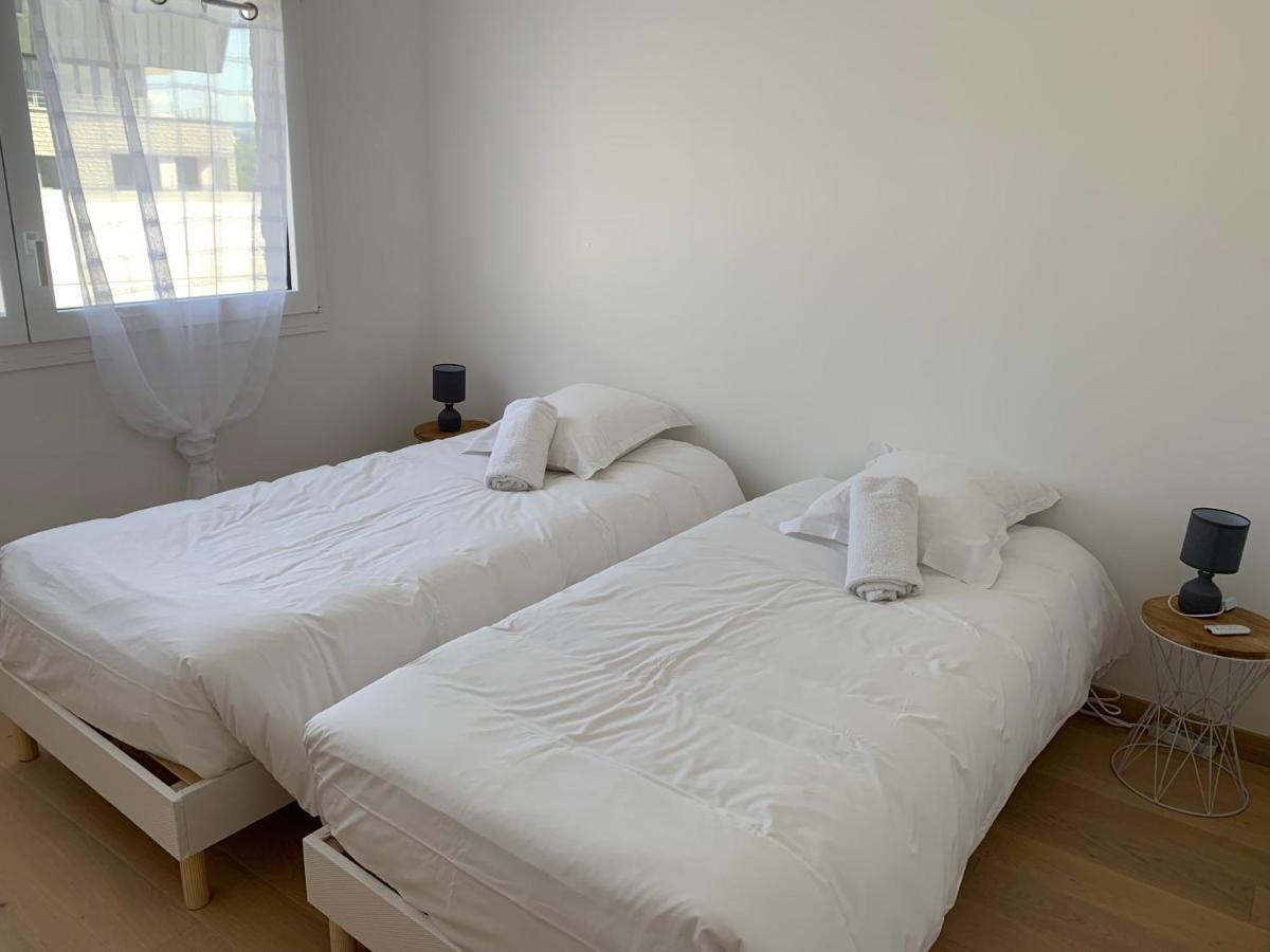 O Pure Apartment Анси Екстериор снимка