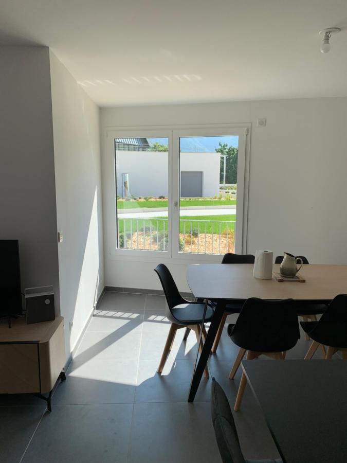 O Pure Apartment Анси Екстериор снимка